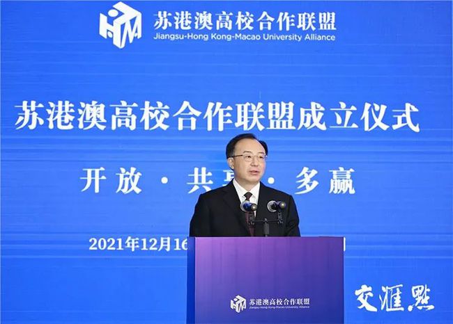 广东省任小铁，澳门与内地交流的杰出使者